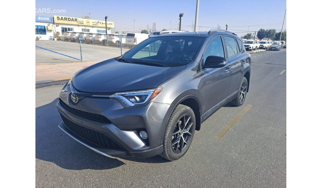 تويوتا راف ٤ TOYOTA RAV4 SE FULL OPTION