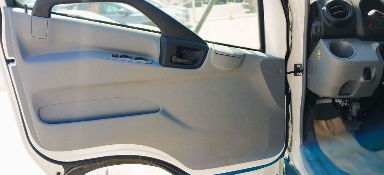 هينو 300 Hino 300 Diesel Manual 4x2 Chassis 2024YM | Export Price