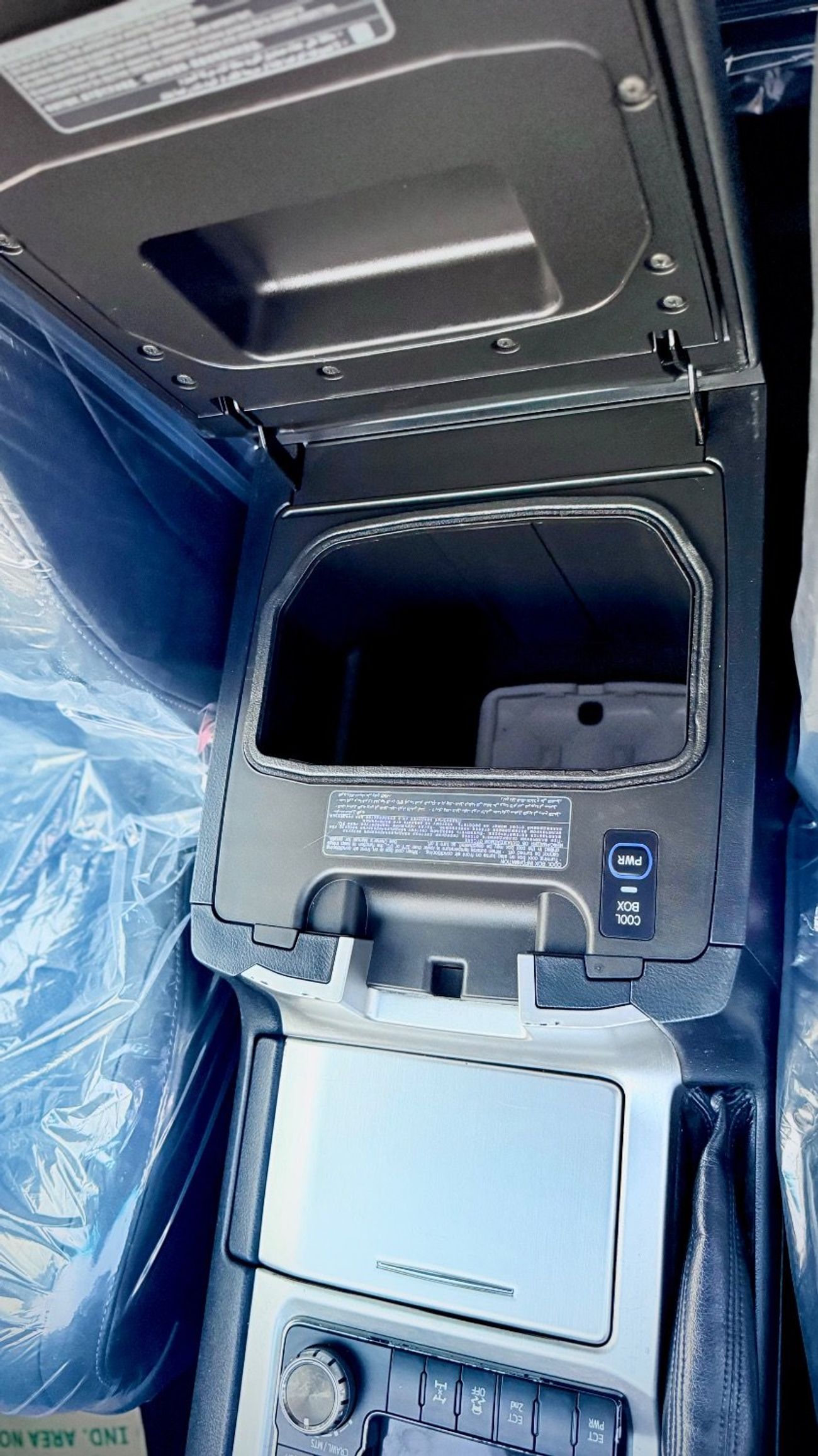 تويوتا لاند كروزر 2017 LHD VXR V8 Full Option Very Clean And Perfect Condition