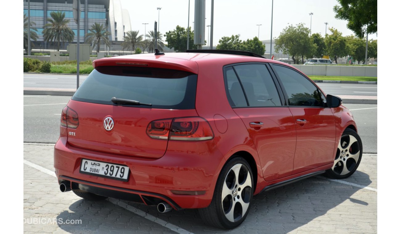 Volkswagen Golf GTI 2.0T (Fully Loaded)