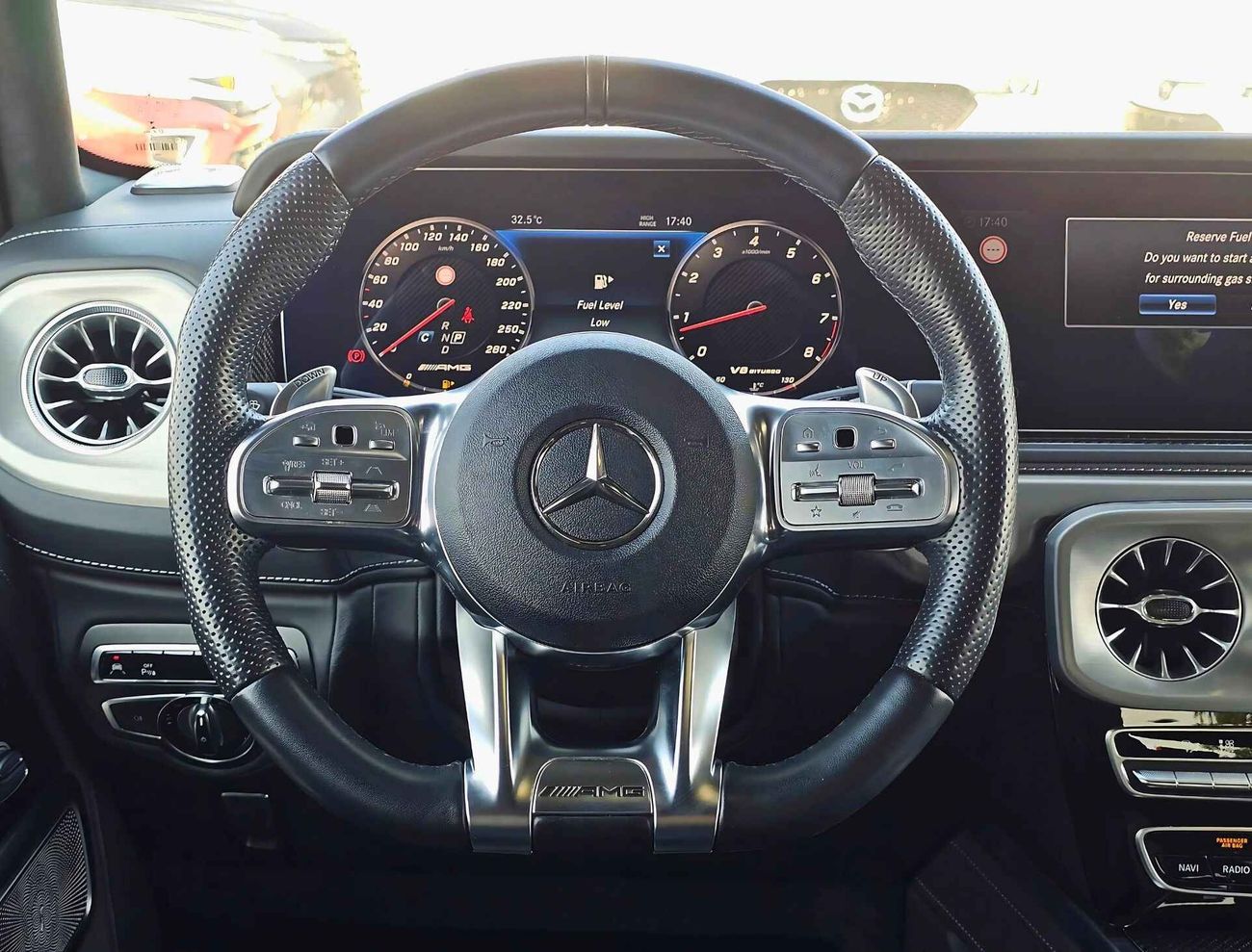 مرسيدس بنز G 63 AMG BITURBO CARBON EDITION / JAPANESE SPECS / NON ACCIDENT / 7096 MONTHLY / LOT# 22936