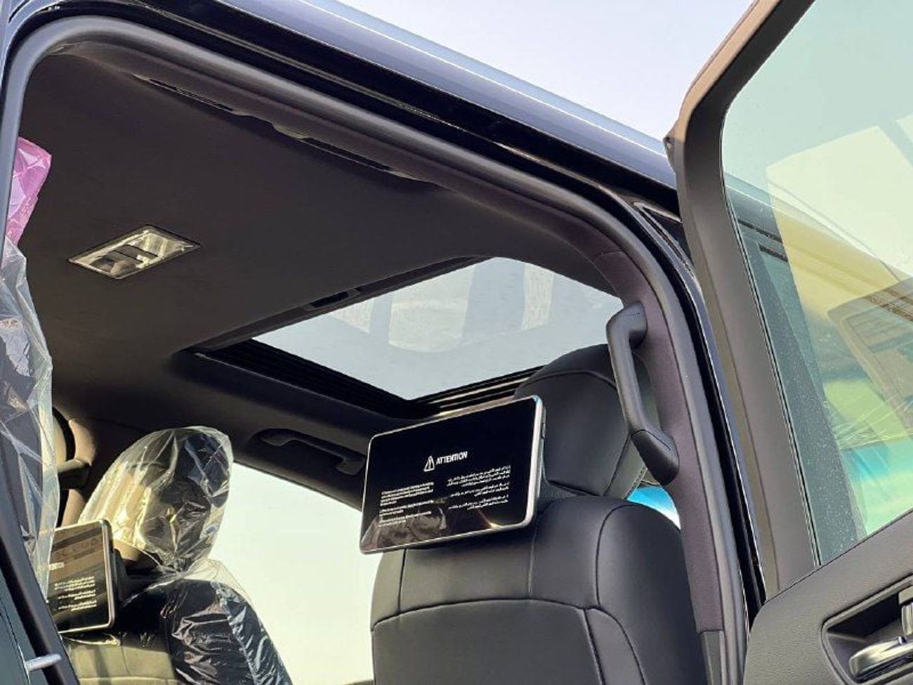 تويوتا لاند كروزر GXR 4.0L PTR A/T // 2026 // HIGH OPTION WITH POWER & LEATHER SEATS , COOLING SEATS , SUNROOF // SPEC