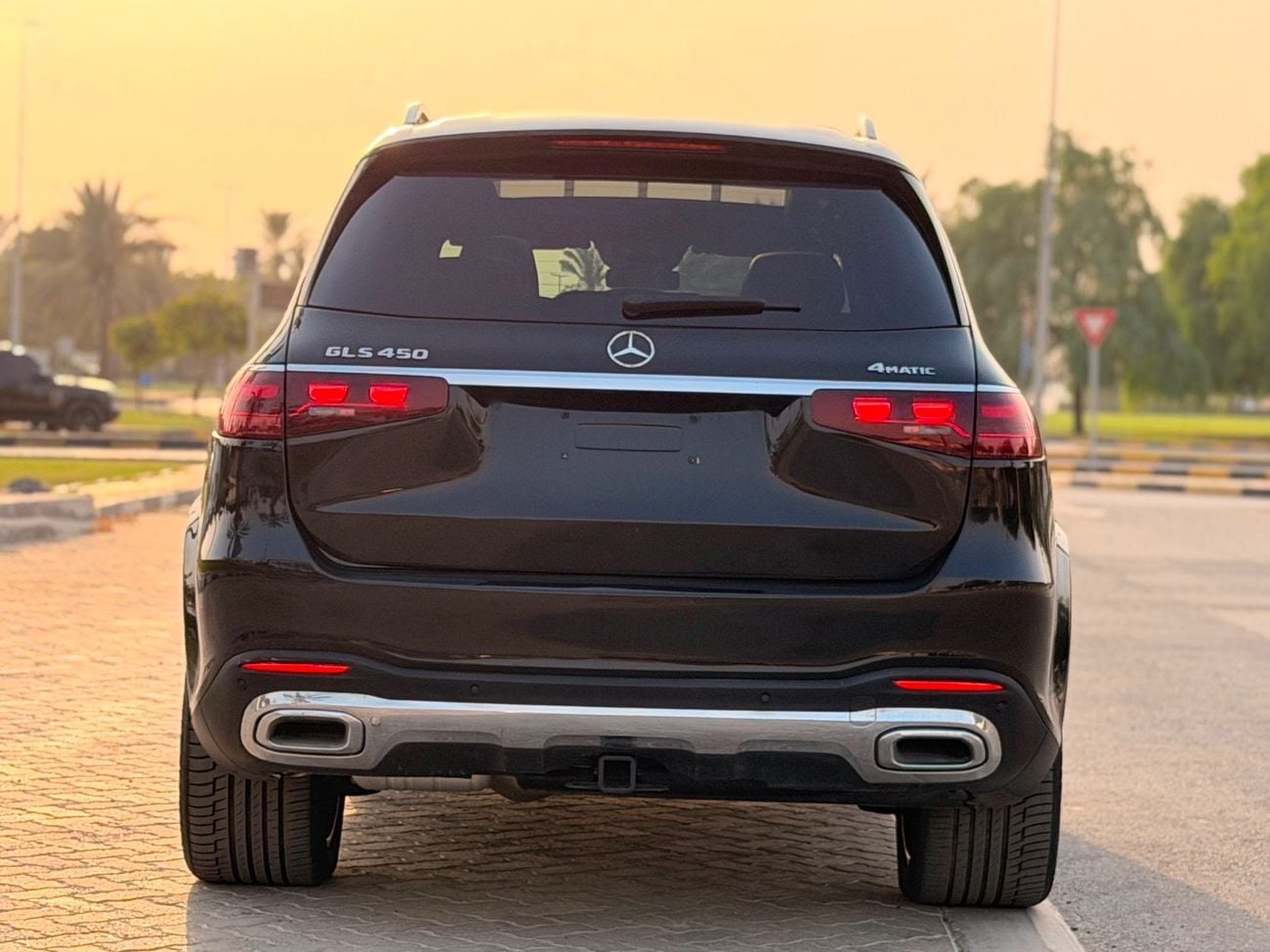 مرسيدس بنز GLS 450 4MATIC