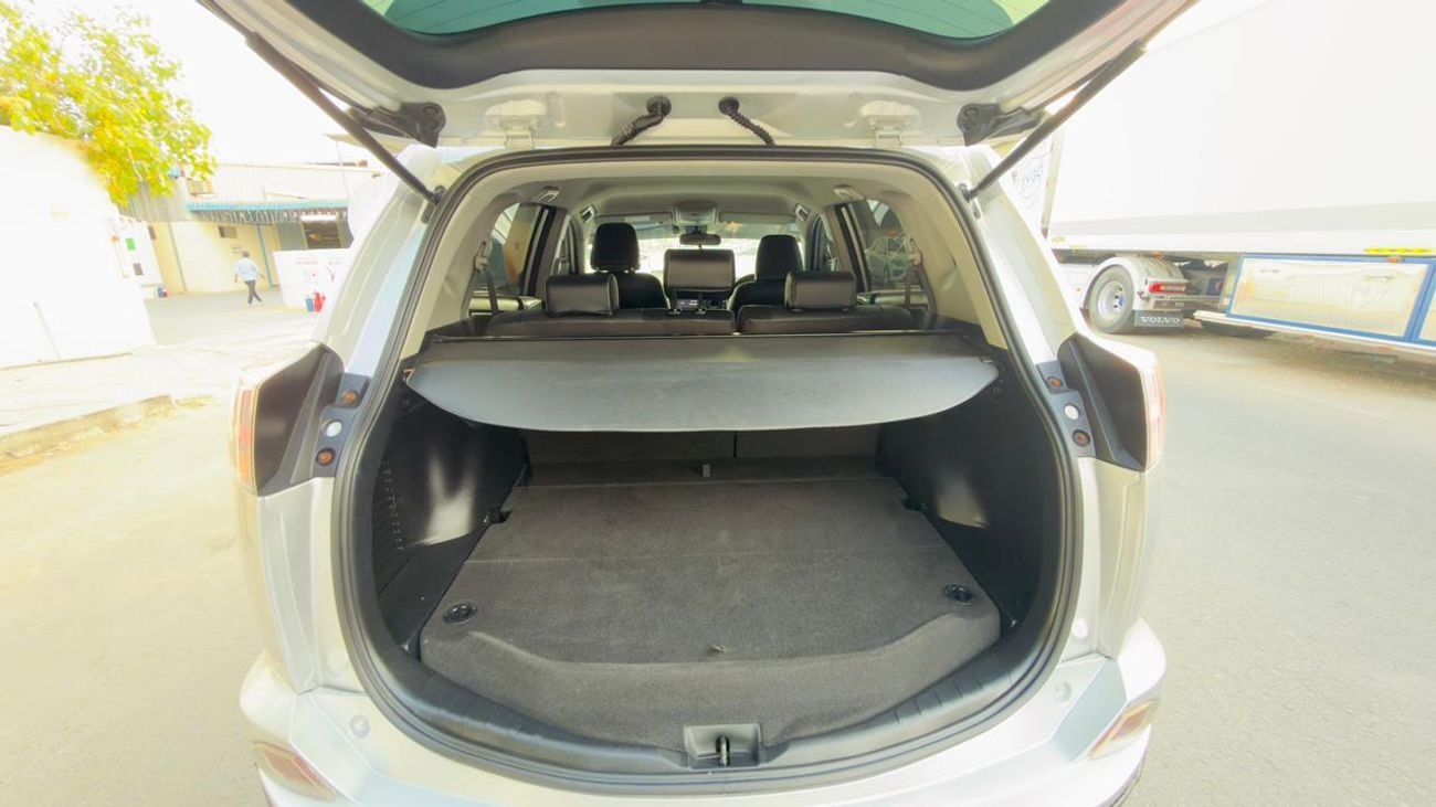 Toyota RAV4 AWD | BACK CAMERA | 2.5L PETROL ENGINE | AUTOMATIC TRANSMISSION | 2018 | RHD