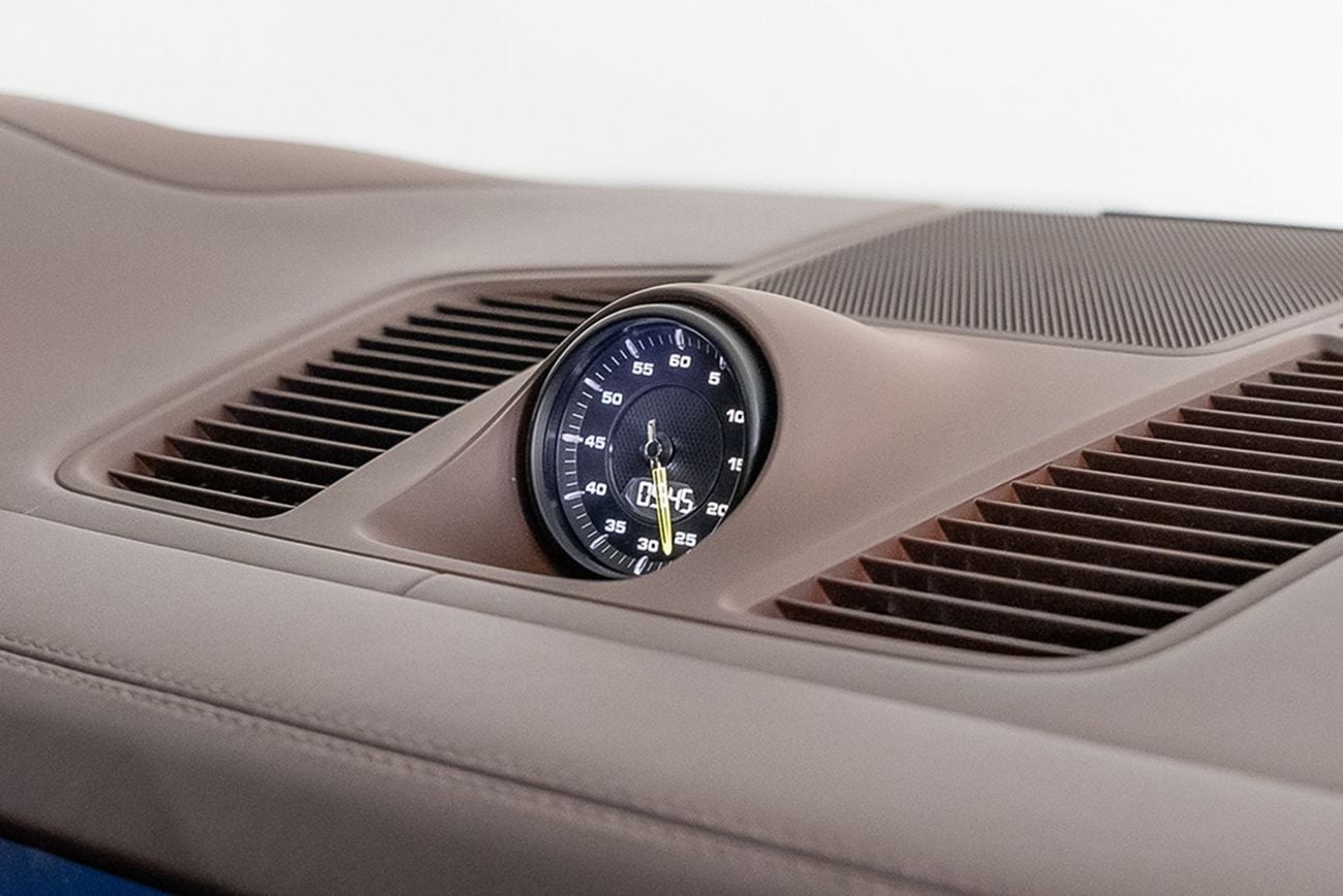 Porsche Cayenne Turbo S E-Hybrid 4.0L (670 HP)