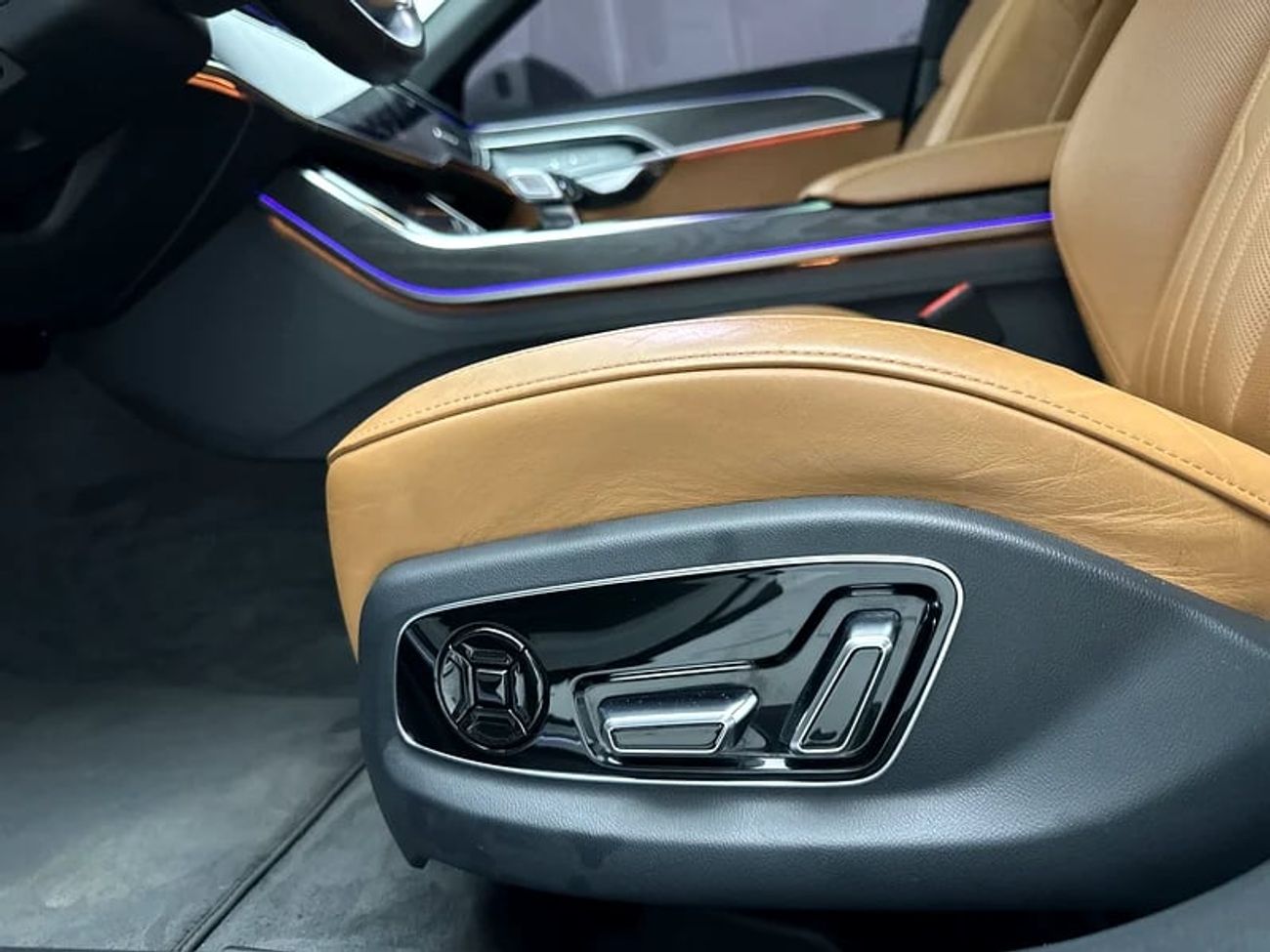 أودي A8 A8L 55 TFSI quat 340hp Business Edition (Ref# 001370)