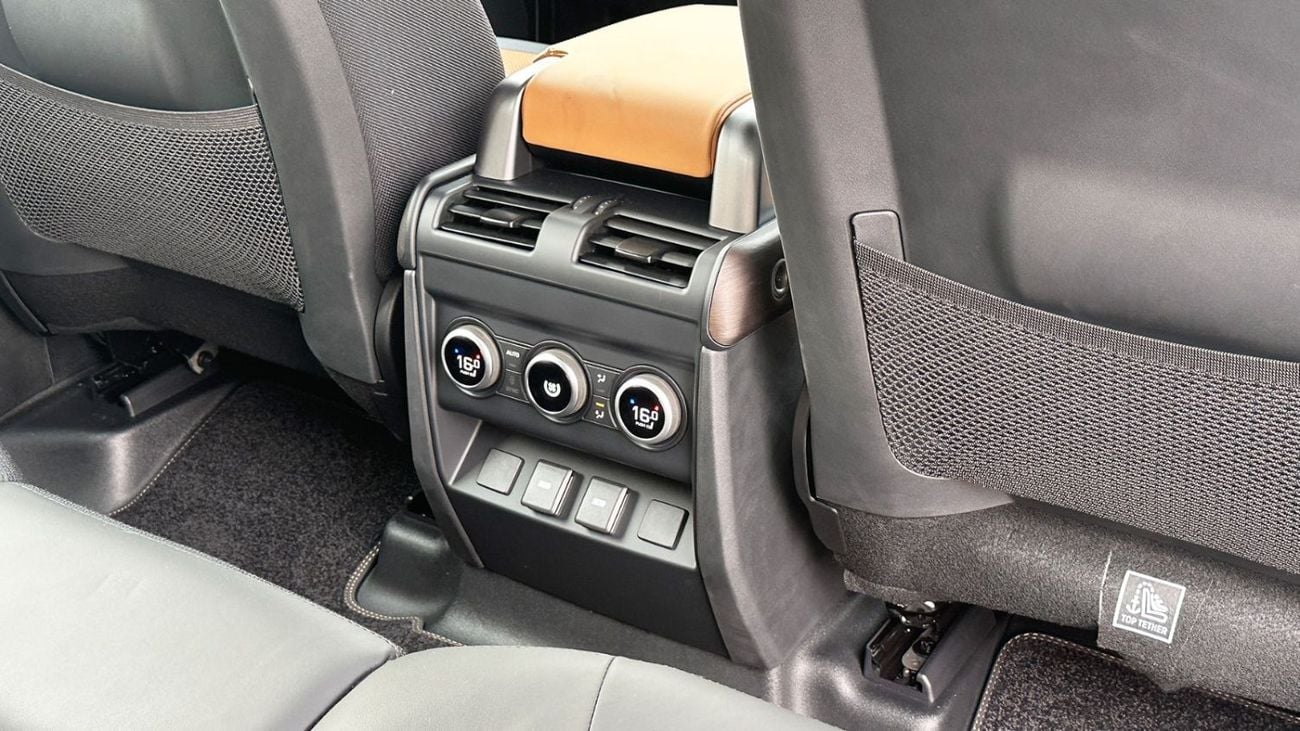 Land Rover Defender P400 110 X-Dynamic HSE 3.0L (5 Seater)