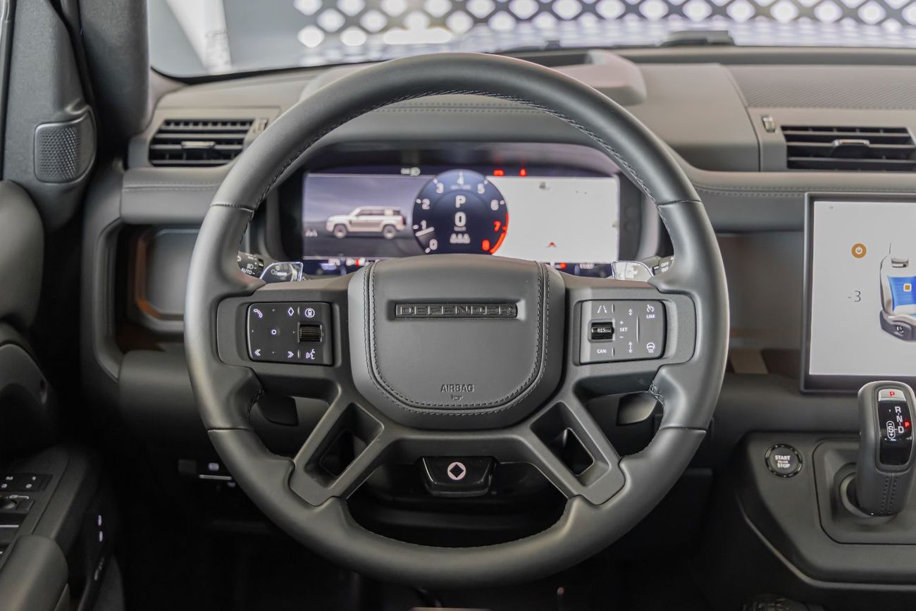 Land Rover Defender 110 P635 OCTA V8 Land Rover Defender 110 OCTA V8 | EVO Carbon Interior and Exterior | 2025