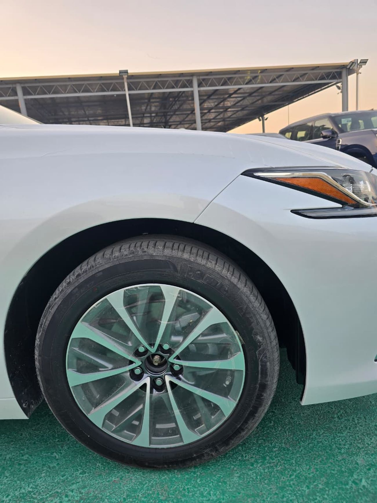 لكزس ES300h LEXUS ES300H HYBRID 2026 MODEL