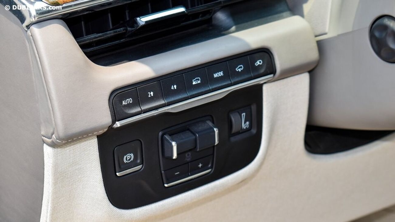 كاديلاك إسكالاد 6.2L Sport Platinum 600 Onyx Edition LOW MILES