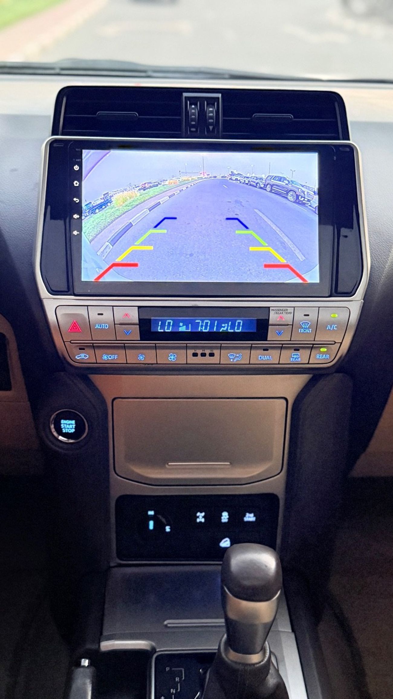 تويوتا برادو 2019 VXR V6 4.0L GCC Specification In Excellent Condition