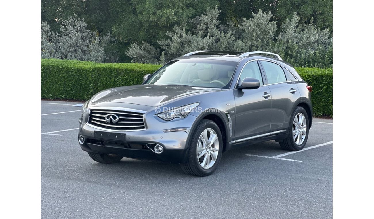 Infiniti QX70 Luxury Plus MODEL 2014 GCC CAR PERFECT CONDITION INSIDE AND OUTSIDE FULL OPTION ONE OWNER 2 keys Pan