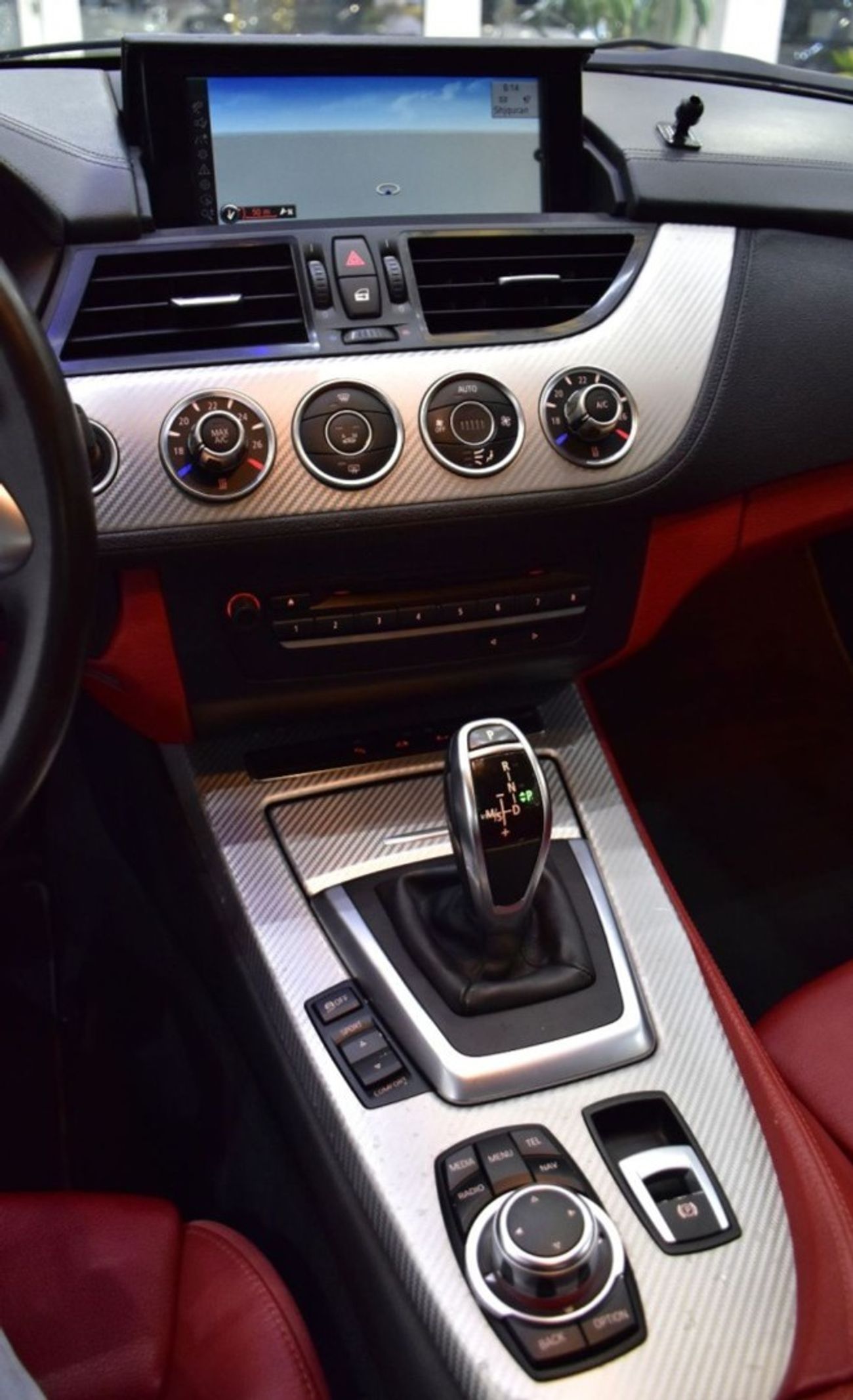 BMW Z4 EXCELLENT DEAL for our BMW Z4 sDrive35i ( 2014 Model ) in White Color GCC Specs