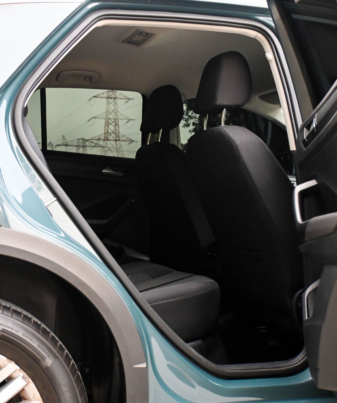 فولكس واجن T ROC Life 1.4L