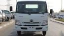 Hino 300 Hino XZU 712L 6.5 TON 300S Wide cab 4X2 Euro 2