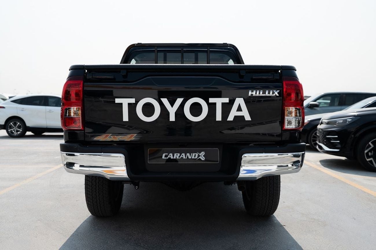 تويوتا هيلوكس GLX 2.7L Petrol Double Cabin Automatic Transmission 4x4 2026