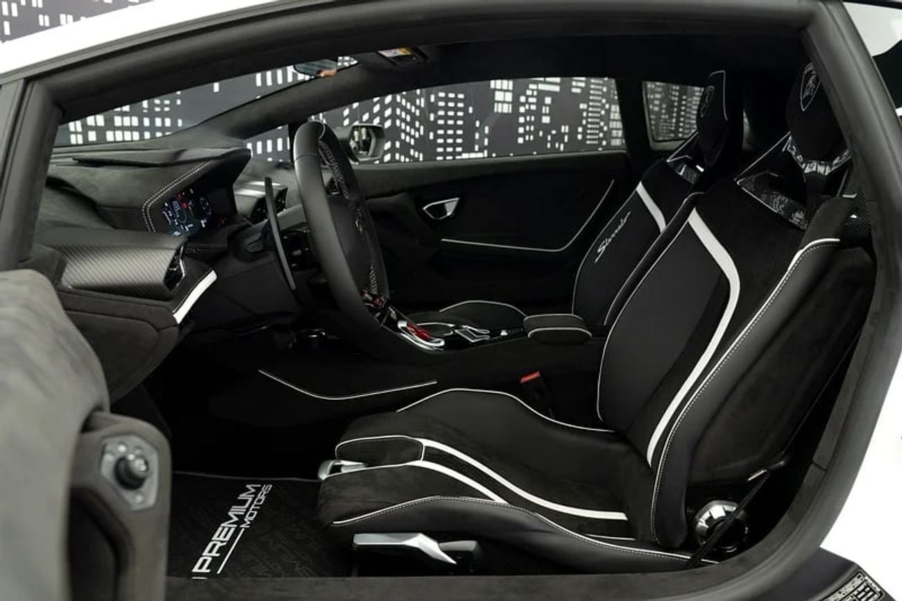 Lamborghini Huracan STERRATO 5.2L V10