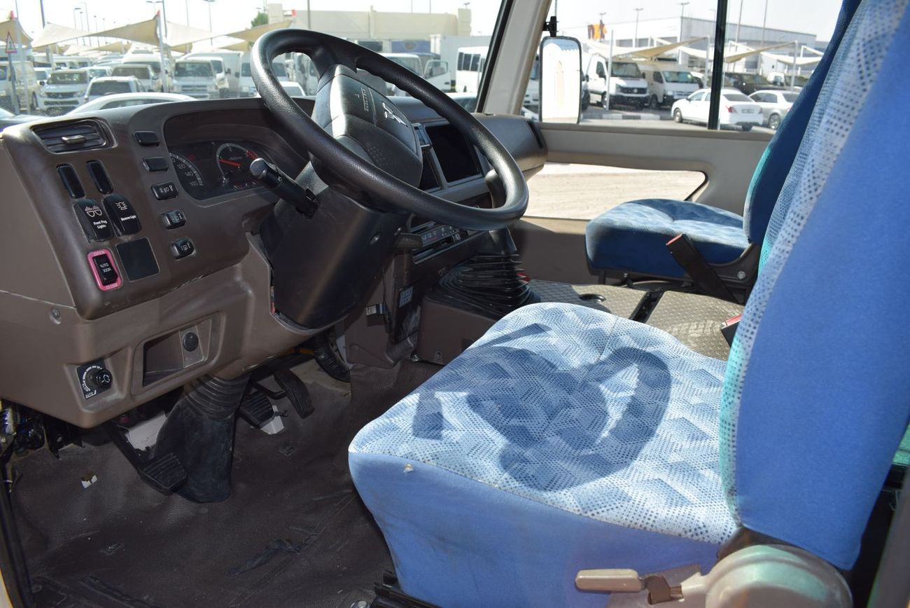 Mitsubishi Rosa Mitsubishi Rosa 26 seater bus, model:2022. Excellent condition