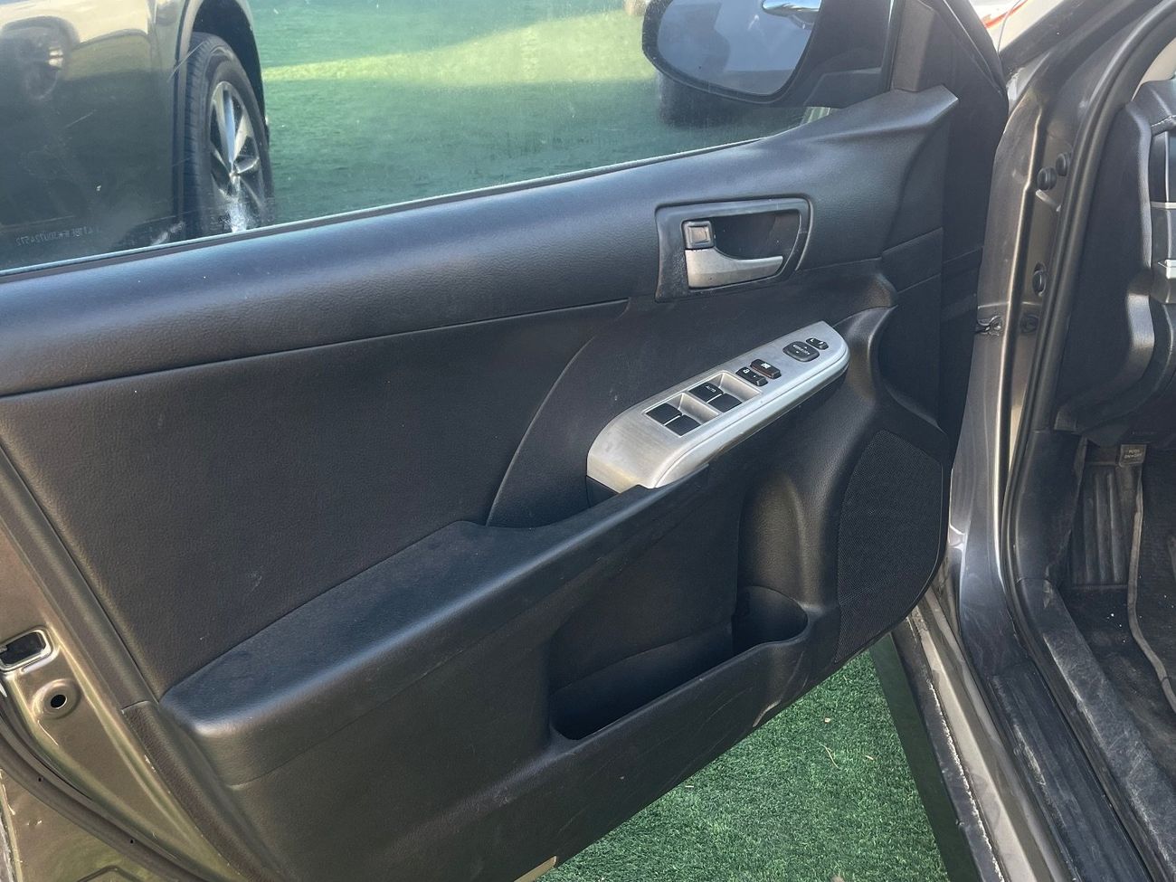 Toyota Camry SE 2.5L