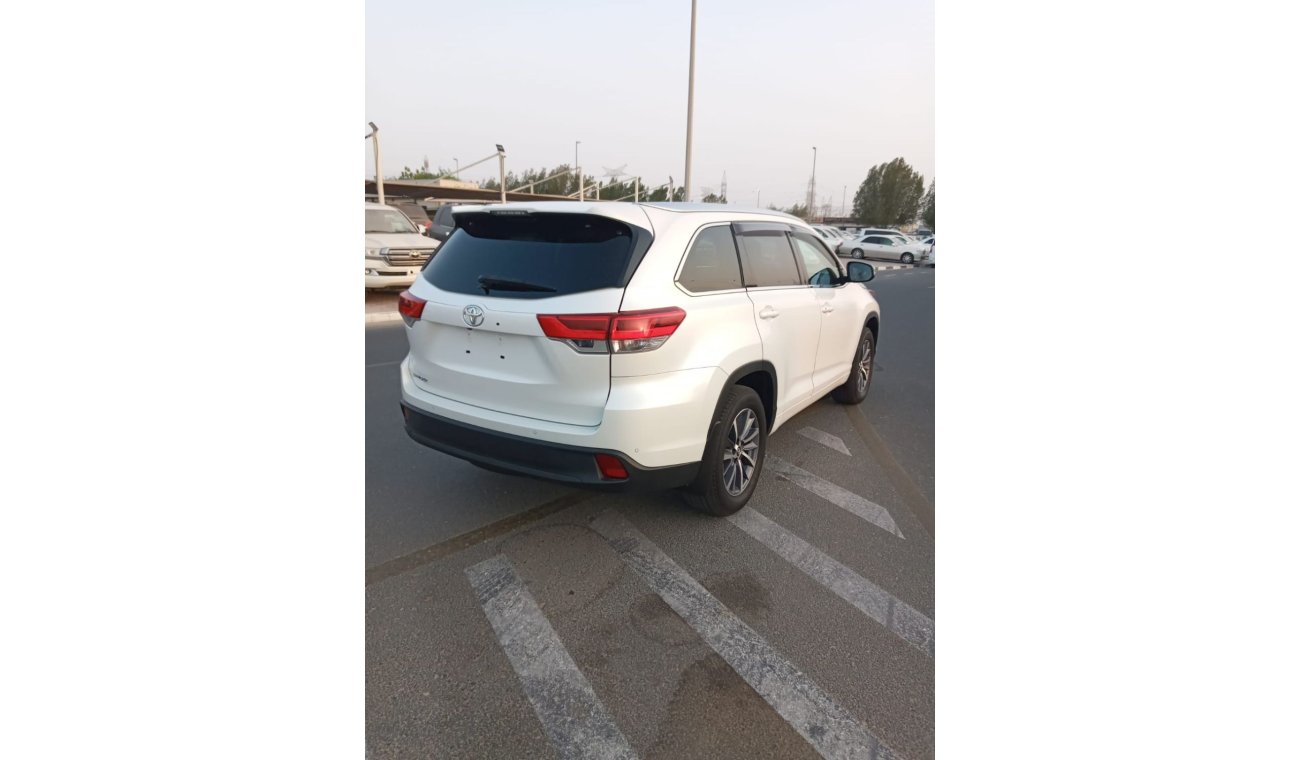 تويوتا كلوجير TOYOTA KLUGER MODEL 2019 COLOUR WHITE GOOD CONDITION ONLY FOR EXPORT