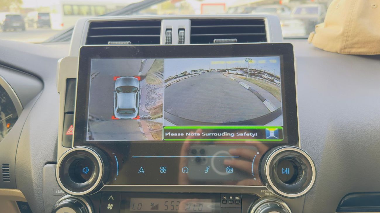 تويوتا برادو GOOD CONDITION | PETROL | 2.7L | LEFT-HAND-DRIVE | AUTOMATIC TRANSMISSION | 360 VIEW CAMERA