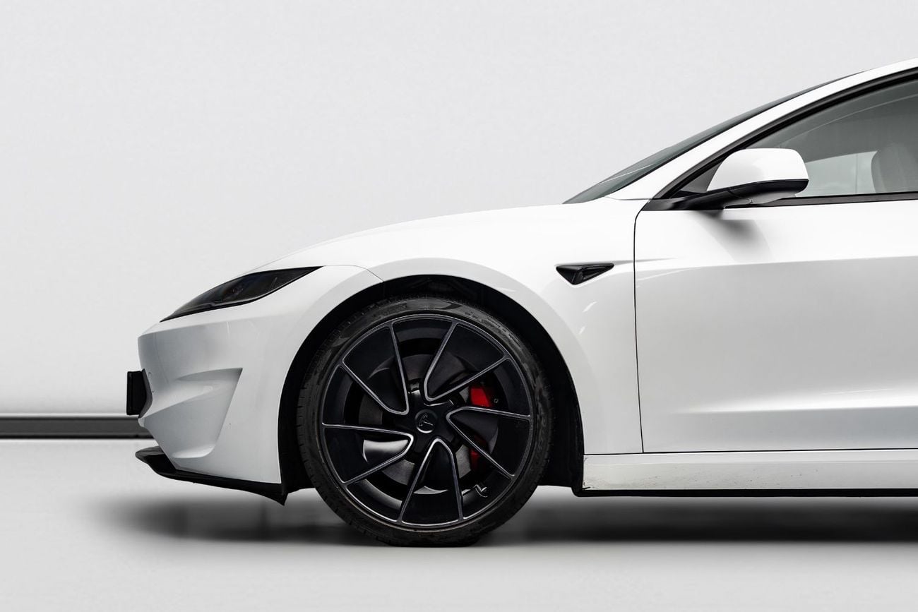 تسلا موديل 3 Performance (AWD)