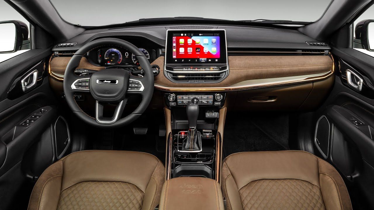 Jeep Commander interior - Cockpit