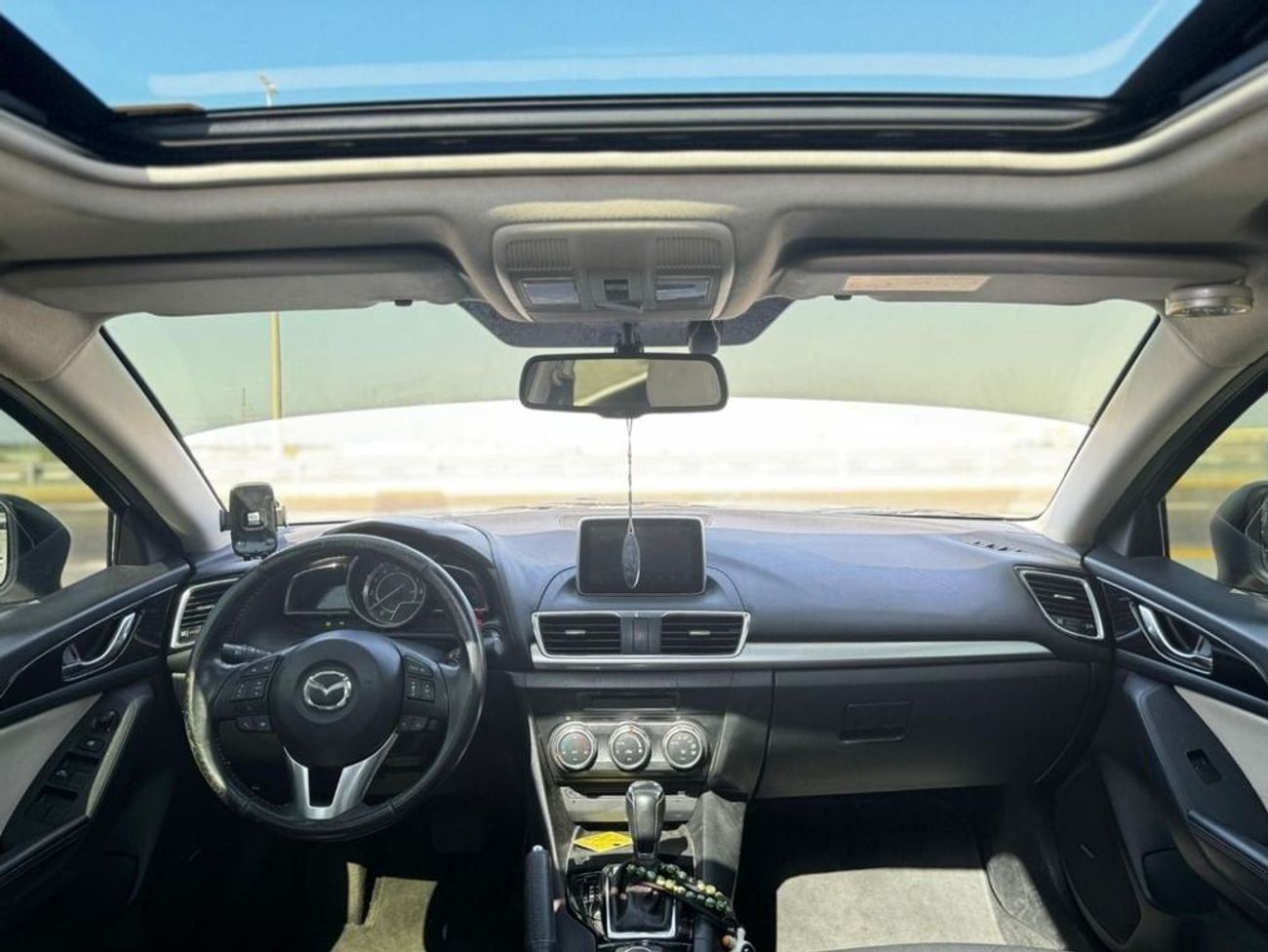 Mazda 3 R 2.0L (155 HP) Hatchback