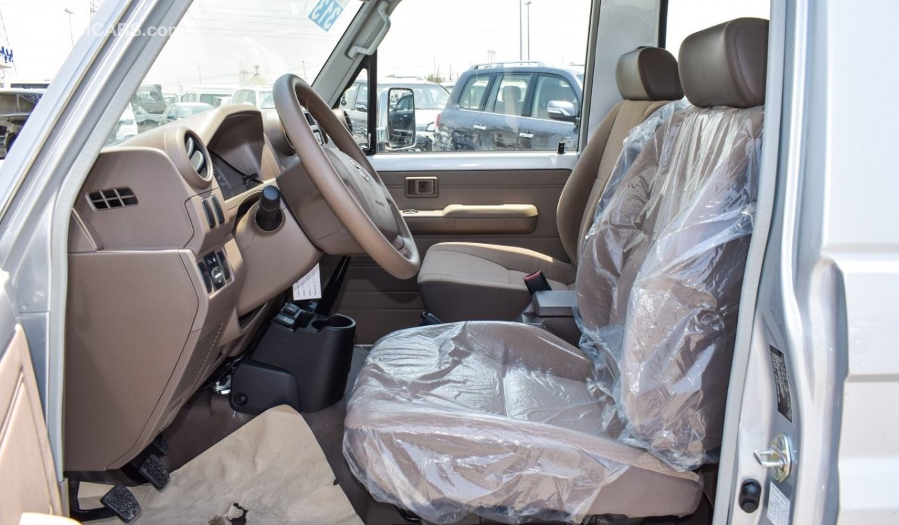 Toyota Land Cruiser 70 Land Cruiser Hard Top 71