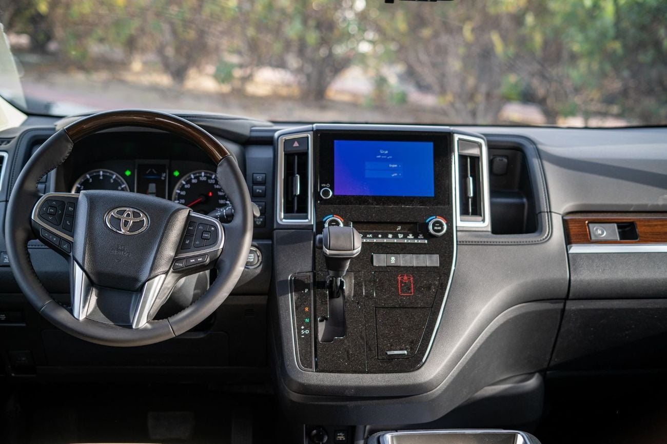 Toyota Granvia Premium V6 3.5L Petrol 2025YM
