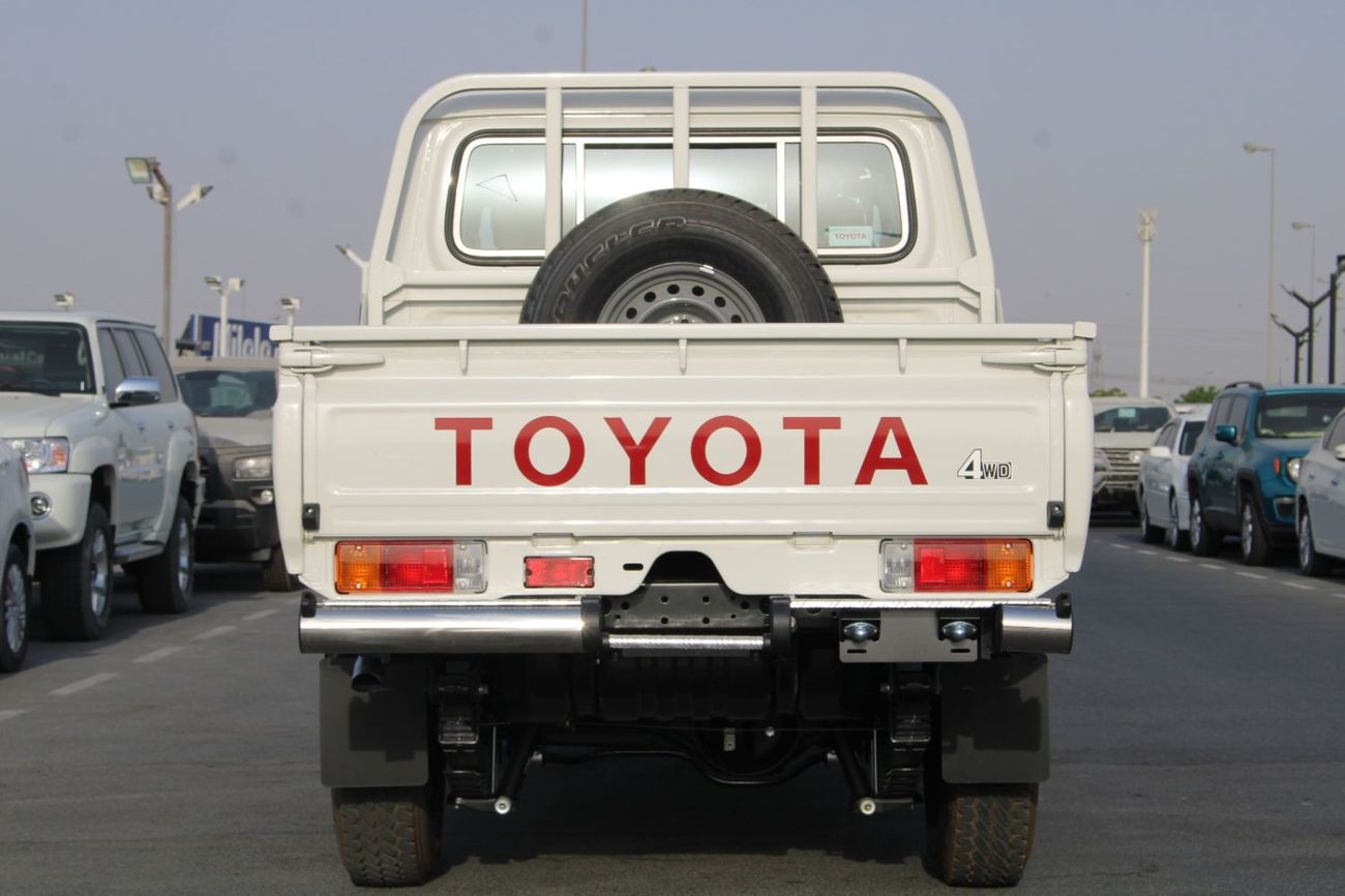 Toyota Land Cruiser Pick Up TOYOTA LANDCRUISER 79 2.8L DIESEL DOUBLE CAB STD E MANUAL