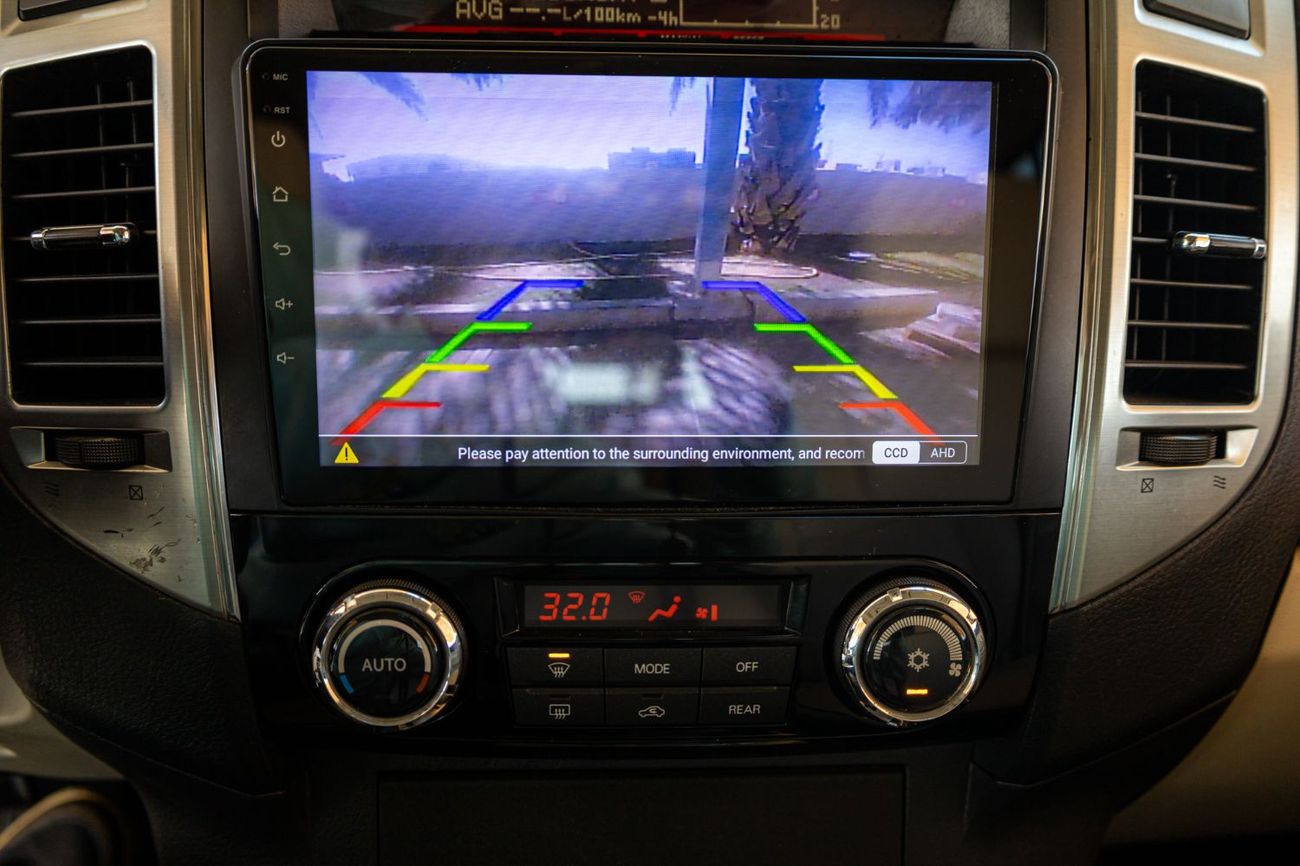 Mitsubishi Pajero GLS Base 3.5L (5 Seater)