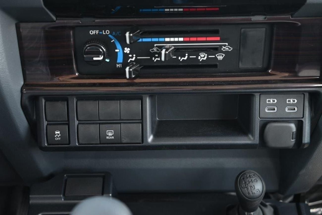 Toyota Land Cruiser 70 2025 MODEL TOYOTA LAND CRUISER 76 HARDTOP LX-G1 2.8L TURBO DIESEL 5 SEAT MANUAL TRANSMISSION