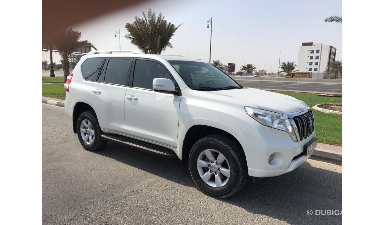 Toyota Prado 2014 gcc very celen car