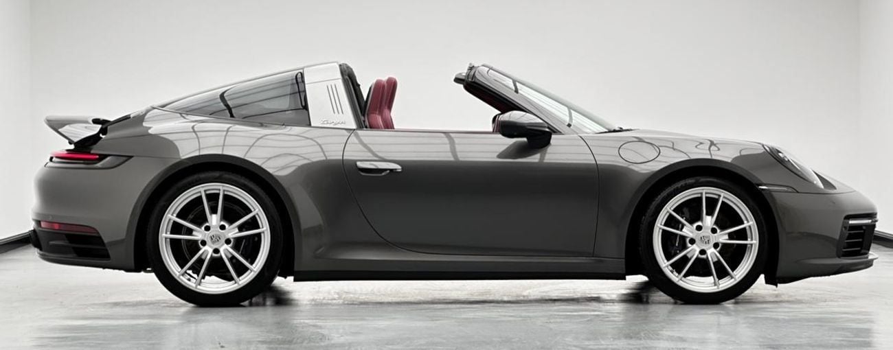 Porsche 911 TARGA 4