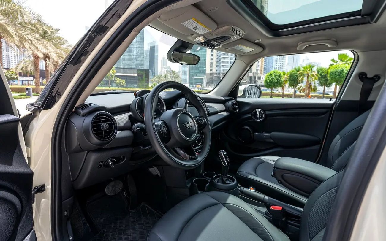 ميني كوبر John Cooper Works 1.6L Hatch