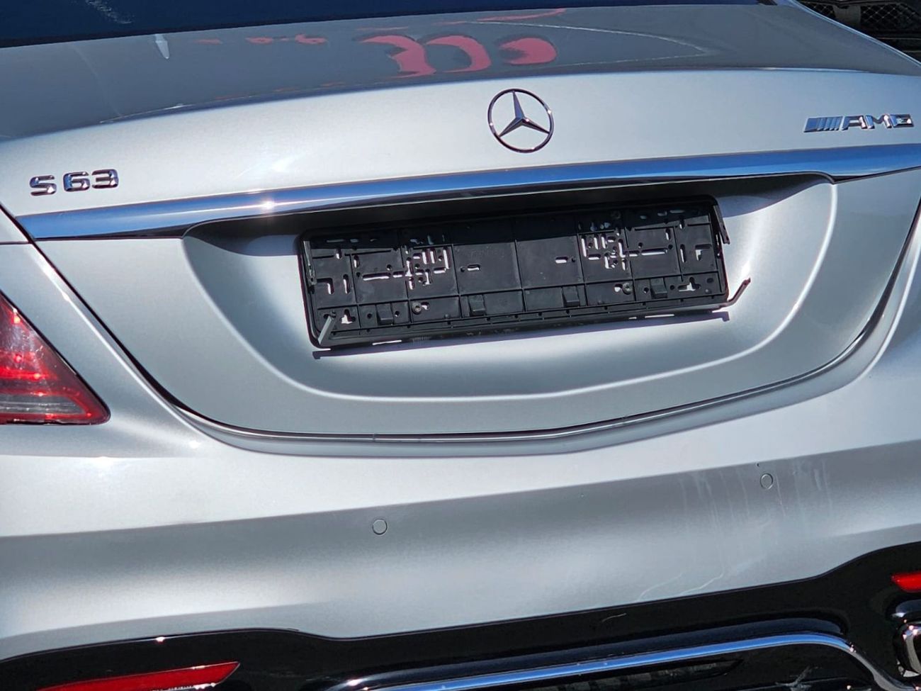 Mercedes-Benz S 560 Std 4.0L (463 HP)