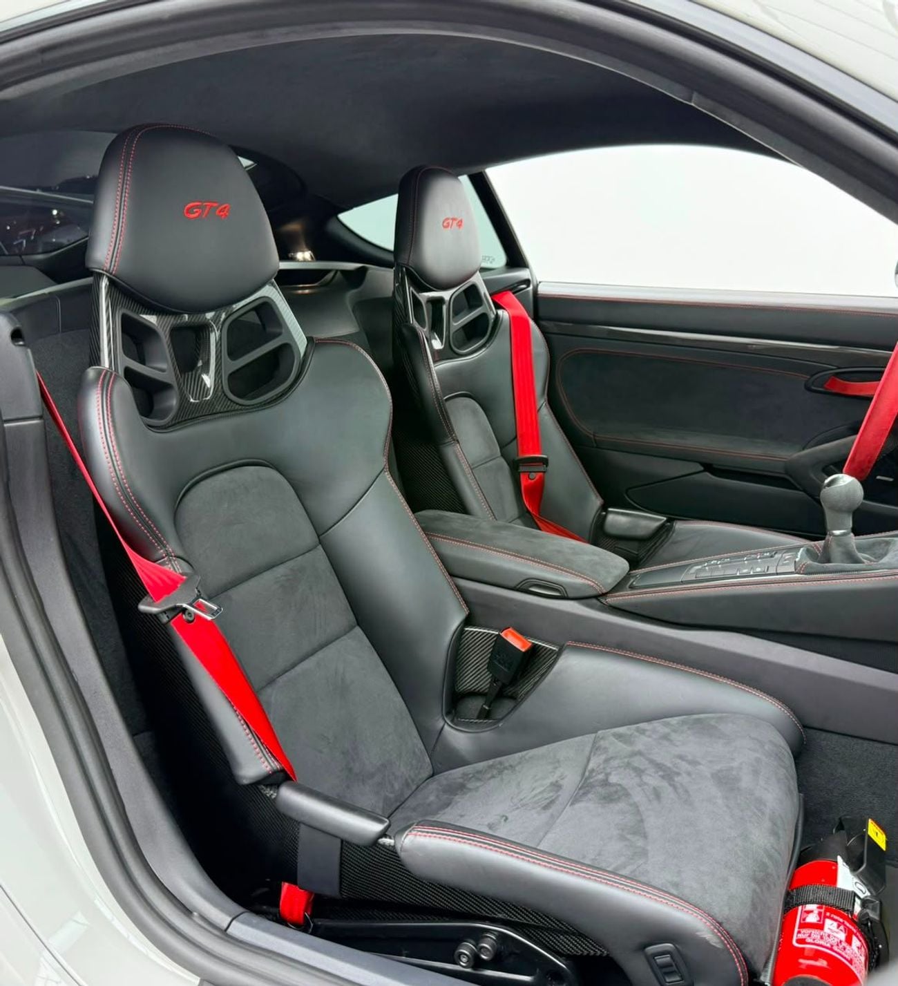 بورش كايمان GT4 2020 Porsche Cayman GT4, Warranty, Full Service History, Low Km, Excellent Condition, GCC