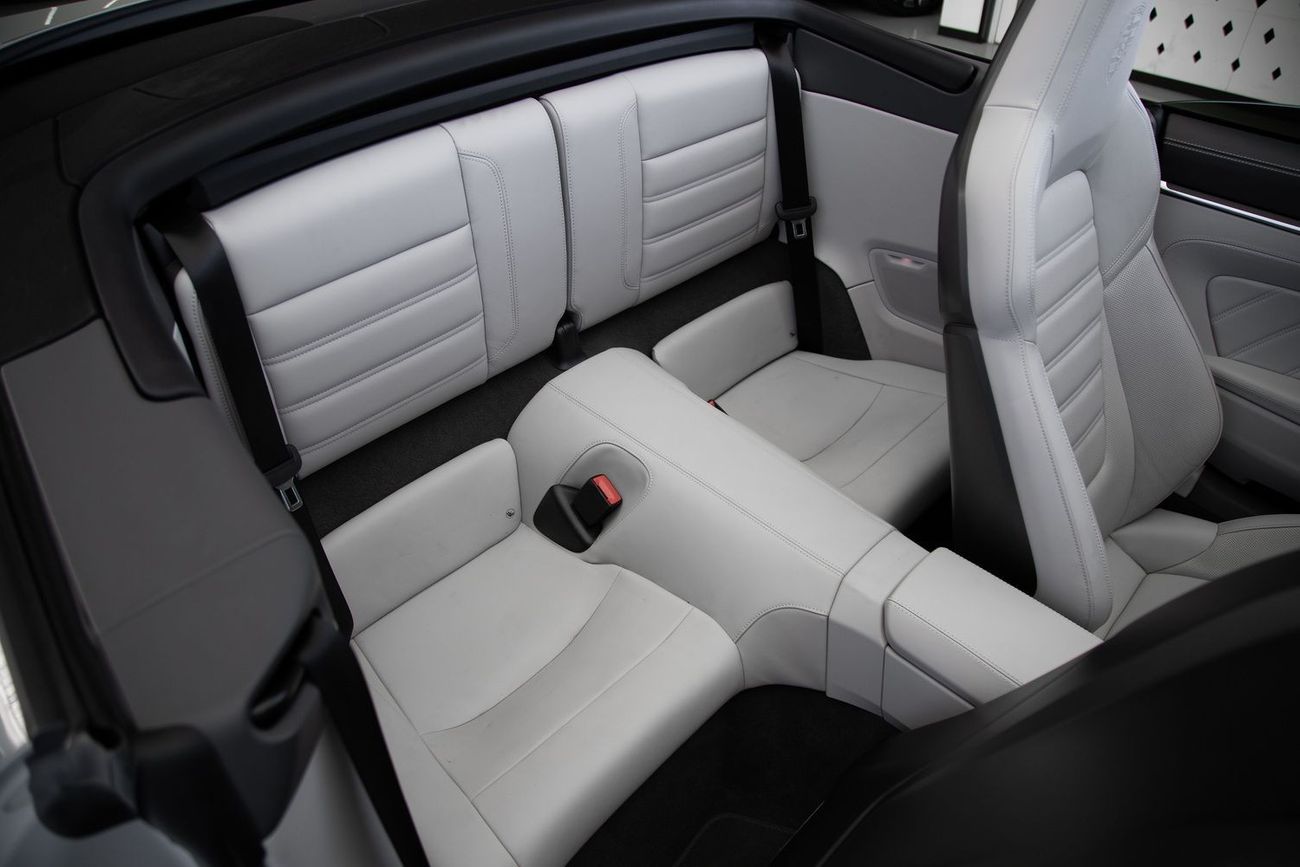 Porsche 911 WARRANTY JAN 2025