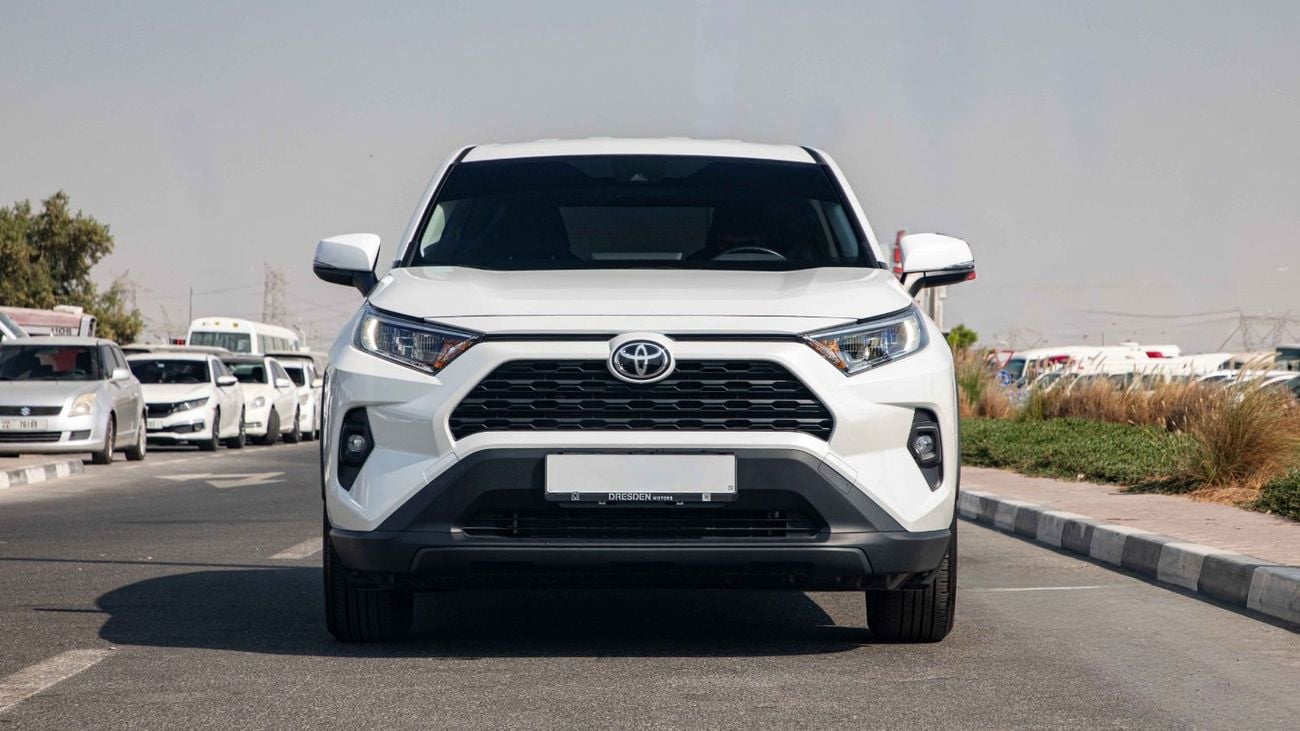 Toyota RAV4 LE — фото 2