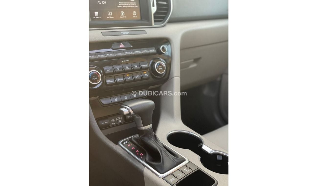 Kia Sportage 2018 Kia Sportage EX 2.4L 4X4 Full Option Panorama / Export only