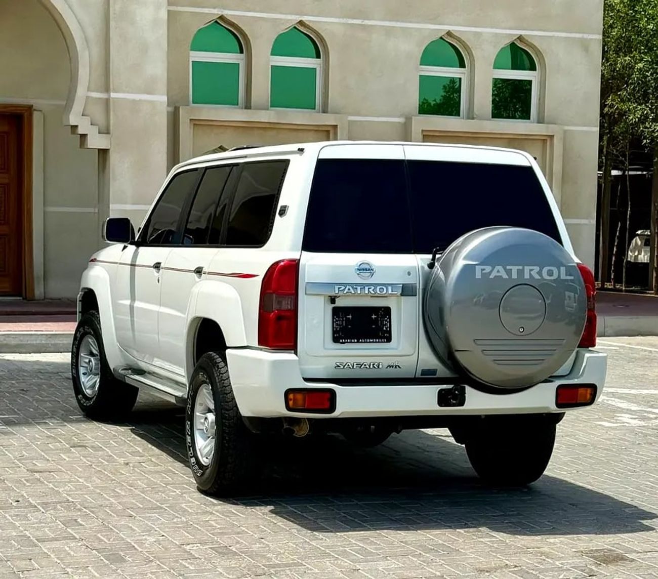 Nissan Patrol SAFARI نيسان فتك سفاري فل اوبشن GCC Specs
