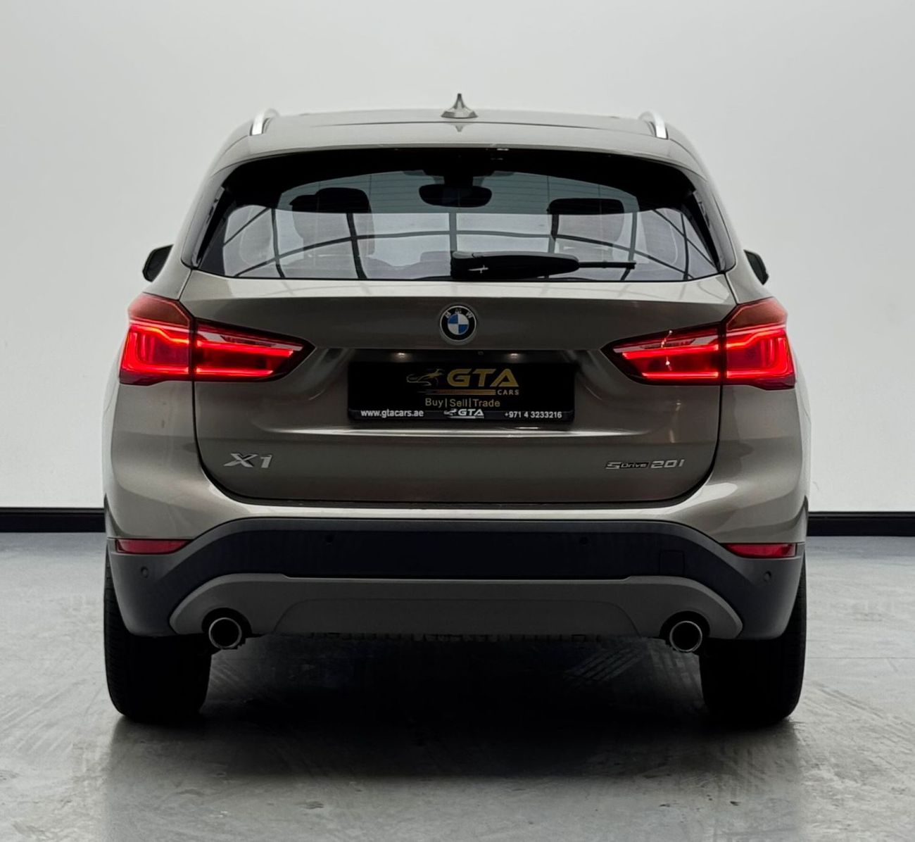 BMW X1 sDrive 20i 2.0L 2019 BMW X1 sDrive20i, Full Service History, 1 Year Warranty, GCC