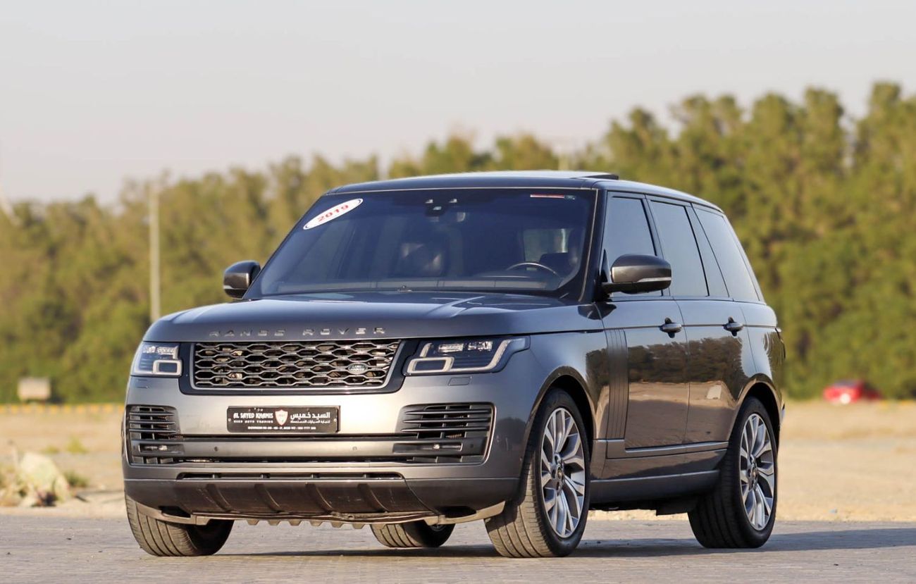 Land Rover Range Rover HSE 3.0L (375 HP) Range Rover GCC, Original Paint, Accident-Free, Full Service History, AED 3025 /Mo