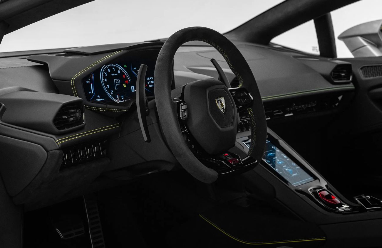 Lamborghini Huracan Evo Spyder 5.2L V10 Naturally Aspirated Engine