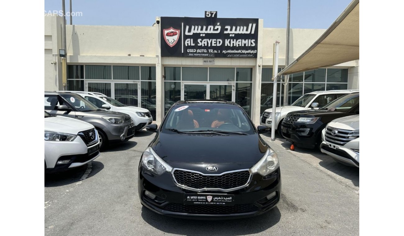 Kia Cerato SX ACCIDENTS FREE - GCC - PERFECT CONDITION INSIDE OUT - ENGINE 1600 CC