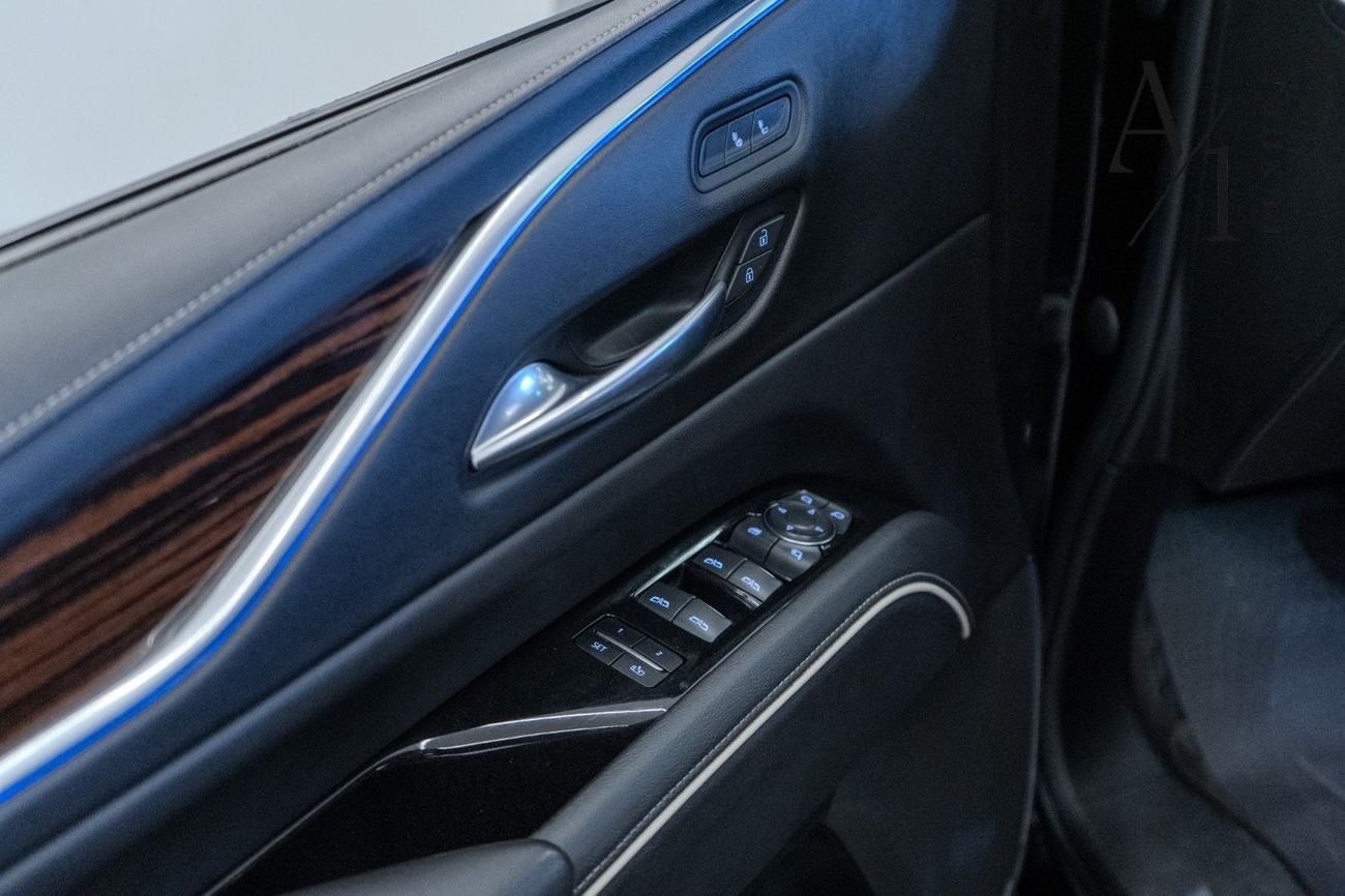 كاديلاك إسكالاد PLATINUM LUXURY PLATINUM EDITION