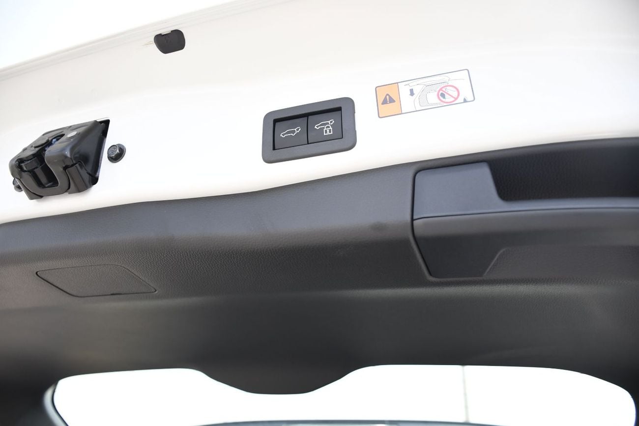 Toyota RAV4 VXR HEV 2.5L Hybrid AUTO PARK !  Panoramic Roof FULL OPTION
