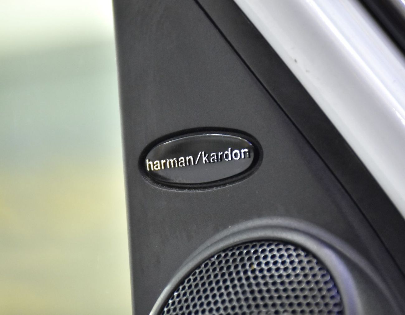 ميني كوبر إس بايسمان EXCELLENT DEAL for our Mini Paceman Cooper S ( 2013 Model ) in White Color GCC Specs