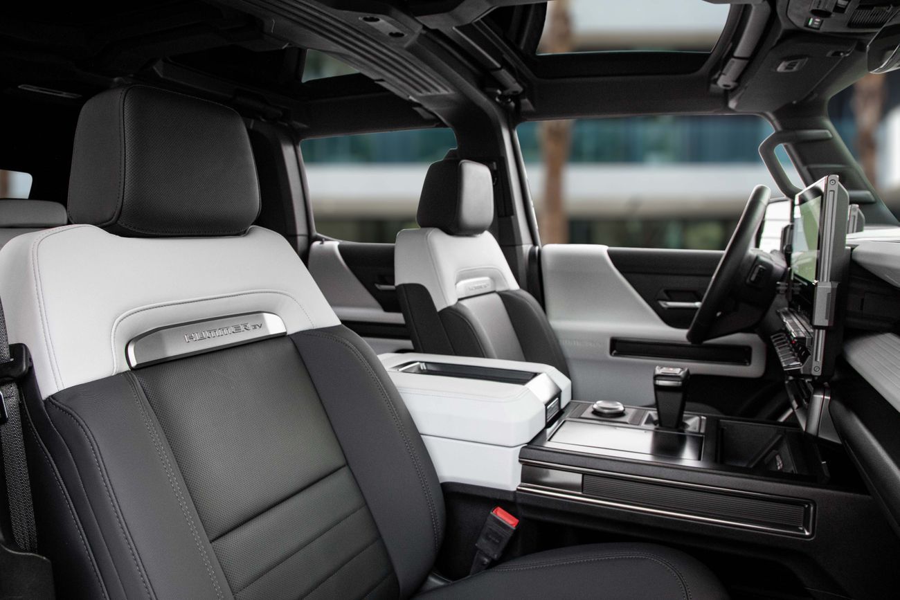 GMC Hummer EV Hummer EV 3X | 7,834 P.M | 0% Downpayment | GMC Warranty + Service Contract!